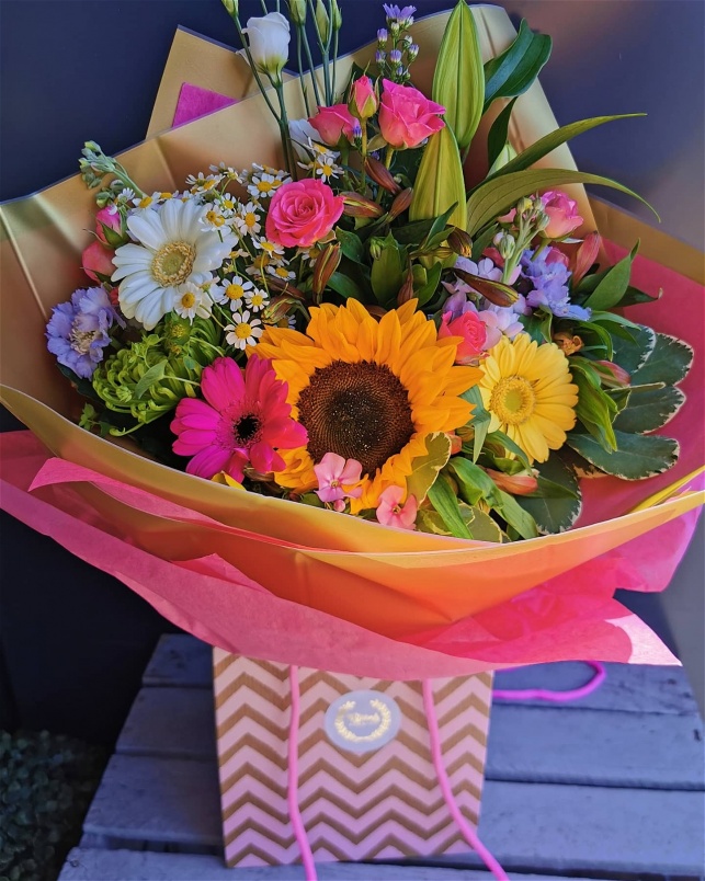 Blooms Florist In Bolton Flowers, Bouquets, Gifts & More Blooms in Bolton