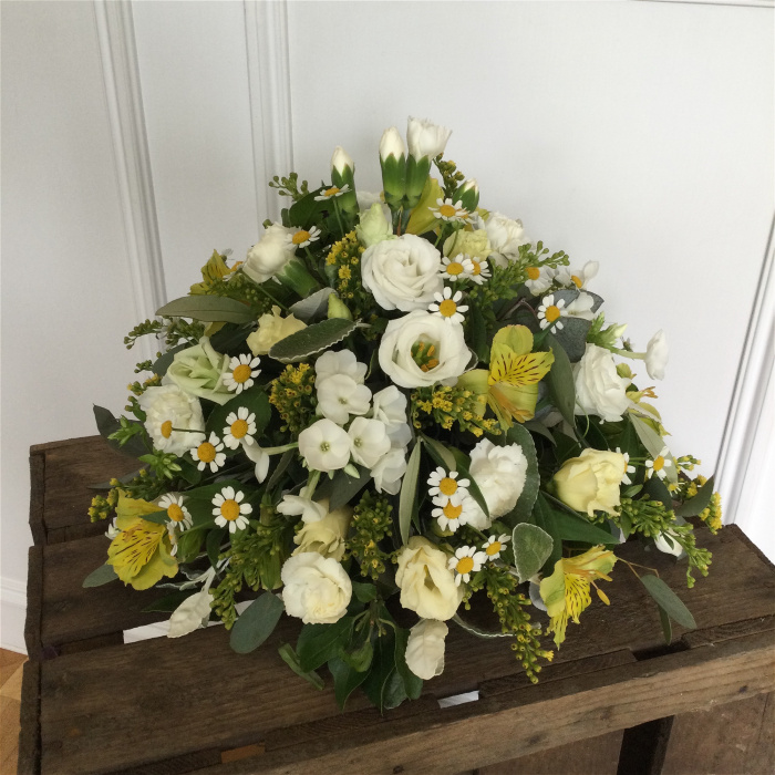 Violets Florist A Florist in Lowestoft, Suffolk, Carlton Colville