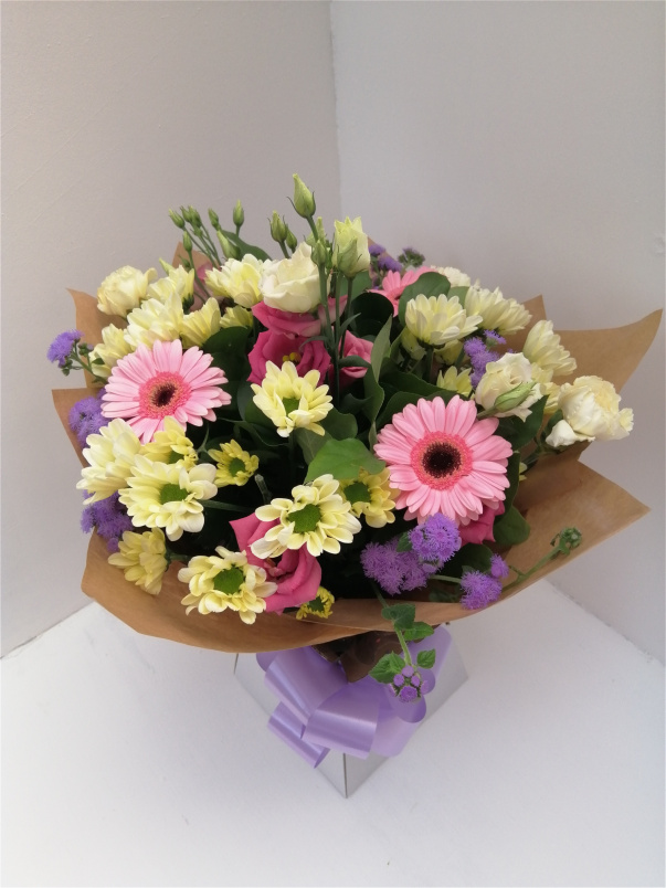 Bouquets Flower Delivery in Worcester La Fleur