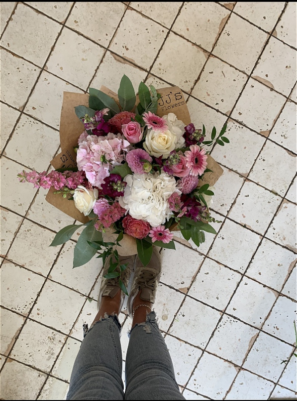 Fresh Florals Flower Delivery in Chesterfield JJ's Flowers