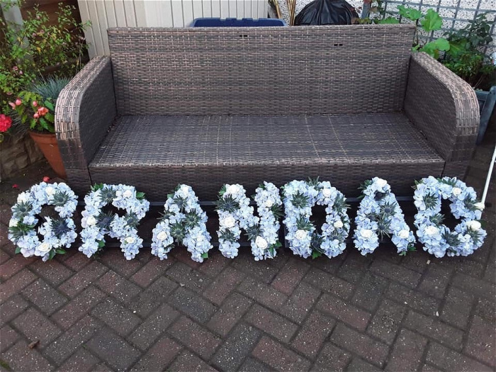 A Florist in Abergale Rhyl Ivys Florist Abergele SameDay Flower