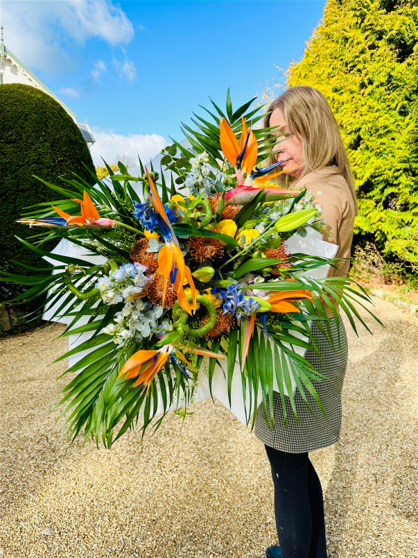 GIANT Bouquets Flower Delivery in Lichfield Sutton Coldfield