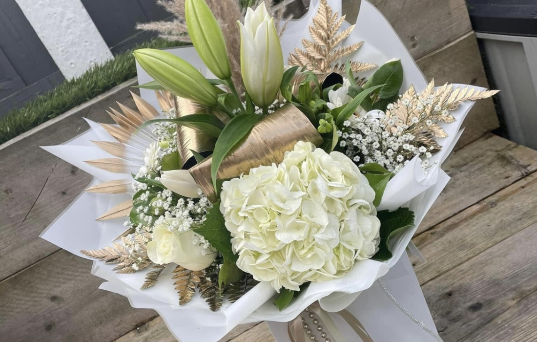 A Florist in Didsbury Stockport Wythenshawe Taliah Rose Floral Next