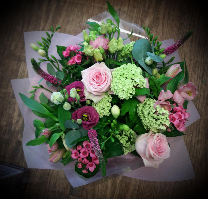 A Florist in High Buckinghamshire Stems of Beauty Ltd Same
