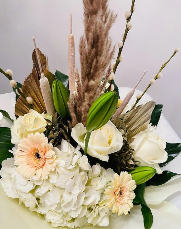 Fresh Flowers A Florist in Liverpool, Merseyside, England Rosebuds