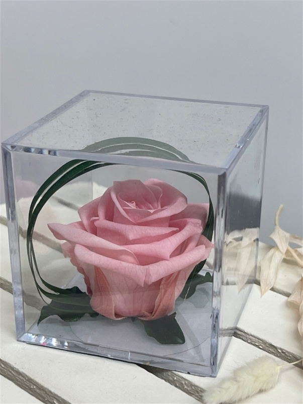 A Florist in Ilford Essex Flowers by J NextDay Flower Delivery