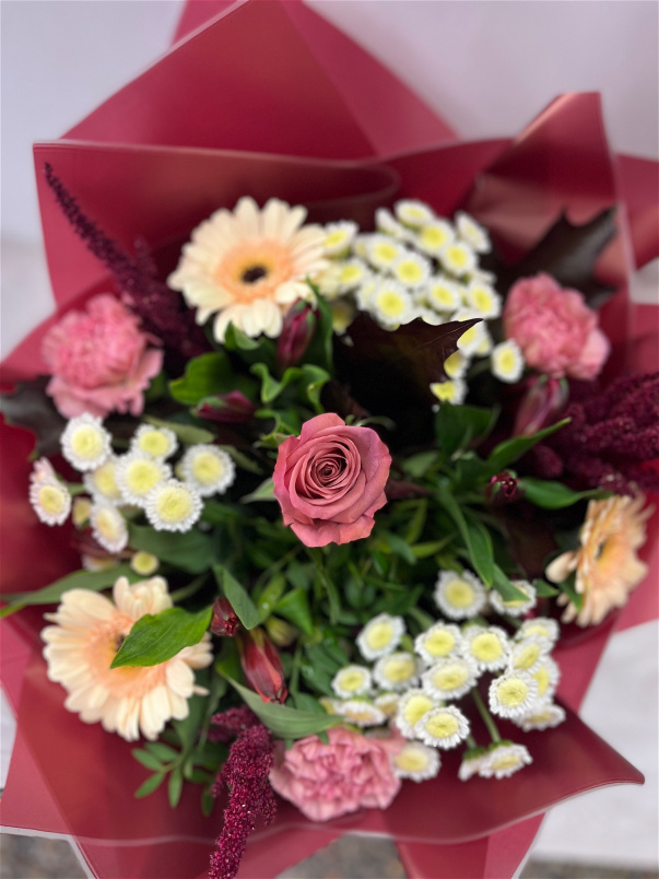 Same Day Delivery Flowers in Leighton Buzzard Wilde Flower Boutique