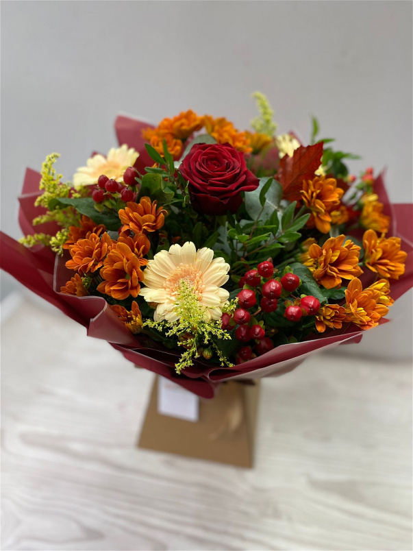 Bouquets Flower Delivery in Leighton Buzzard Wilde Flower Boutique