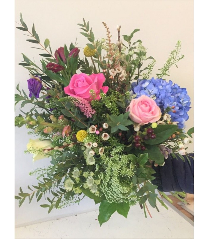 The Hampshire Florist A Florist in Eastleigh, Chandlers Ford Flower Delivery The Hampshire